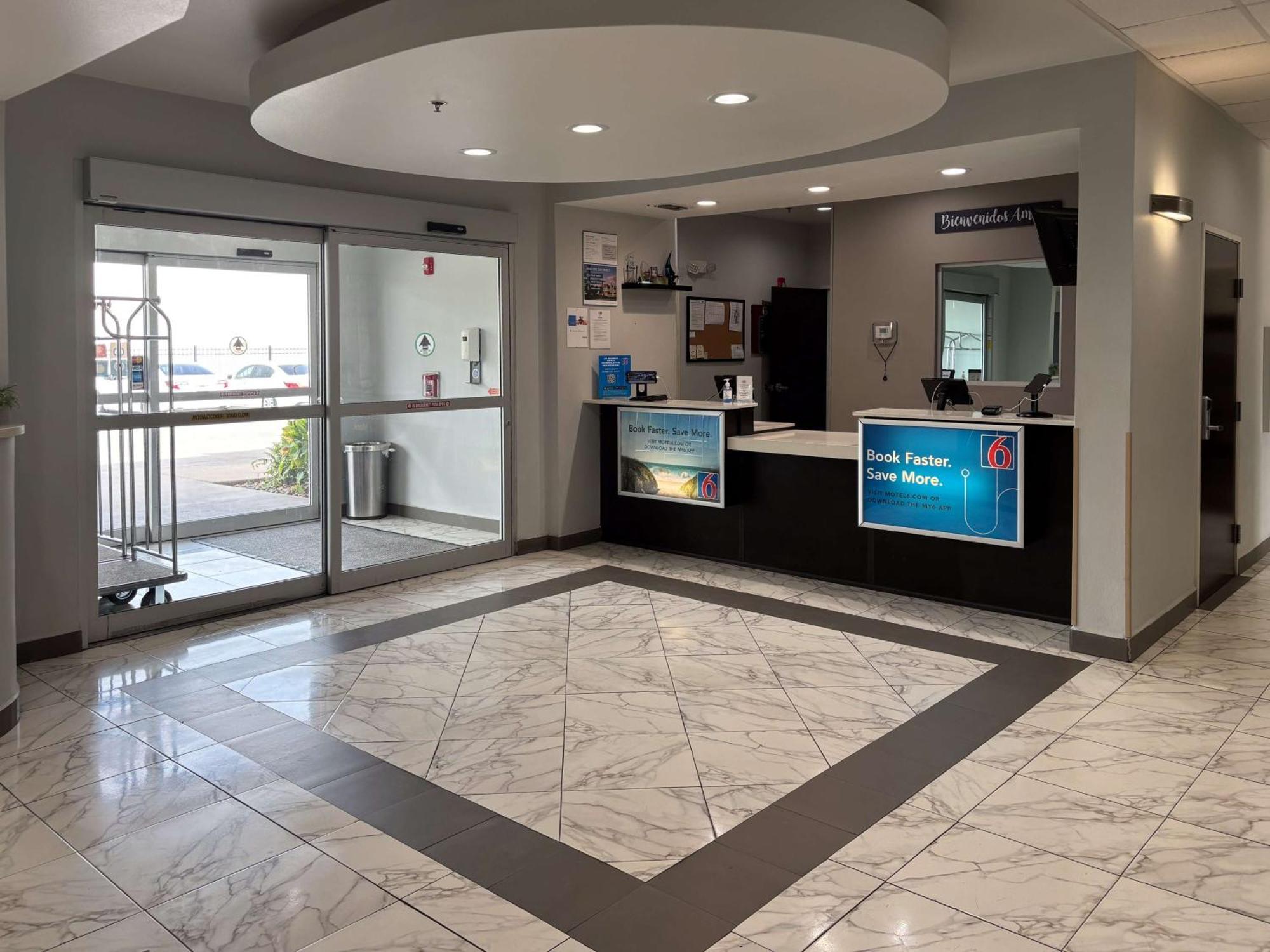 Motel 6-Weslaco, Tx Zewnętrze zdjęcie